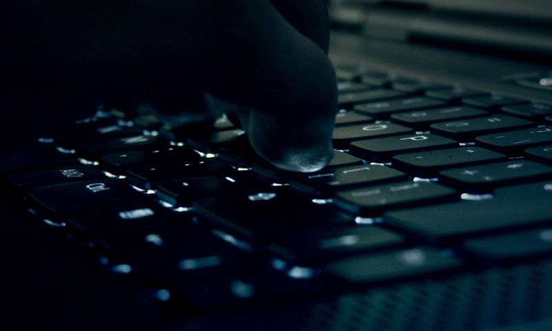 AIVD en MIVD slaan onterecht data uit hacks op