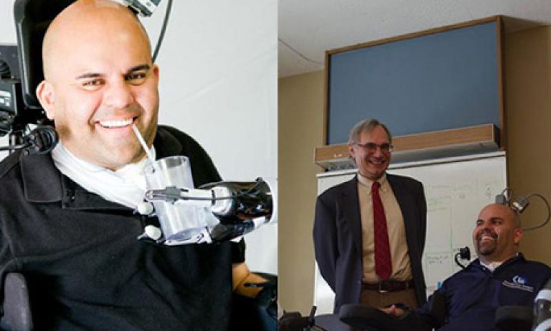 Verlamde man doet mee aan vrijmibo dankzij robotarm