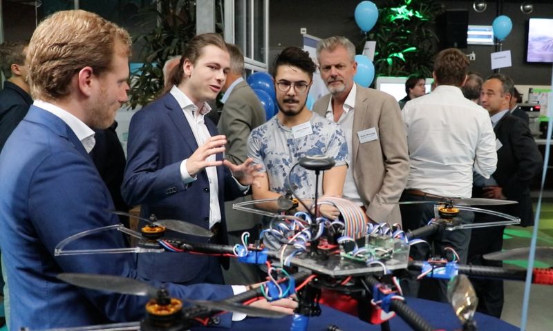 Delftse startups: stormproof drone en portable zonnepaneel