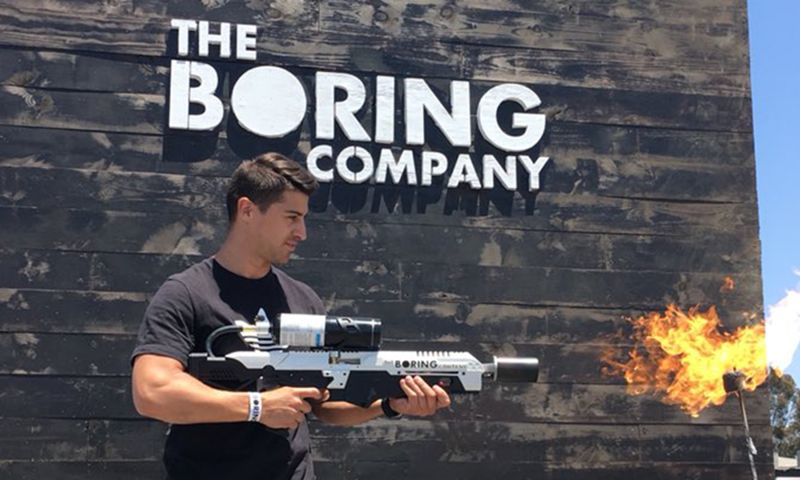 vlammenwerpers elon musk boring company