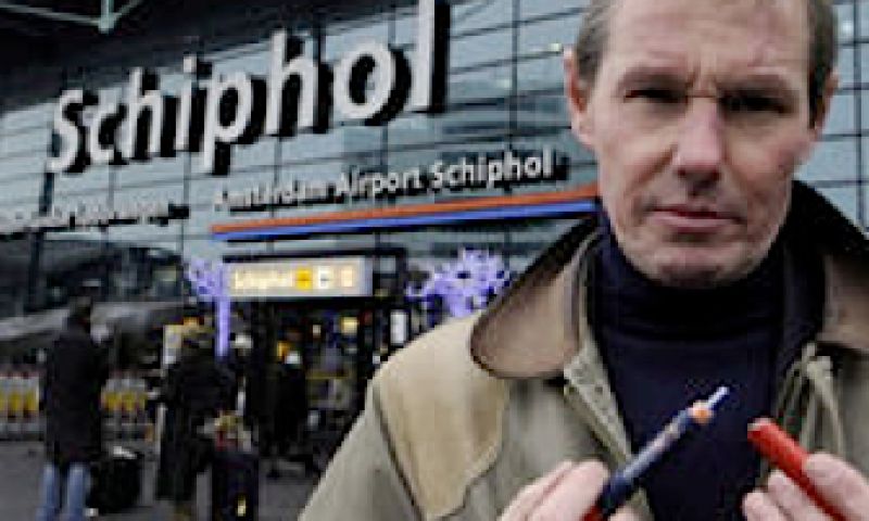 Schiphol heet voortaan Terror Airport
