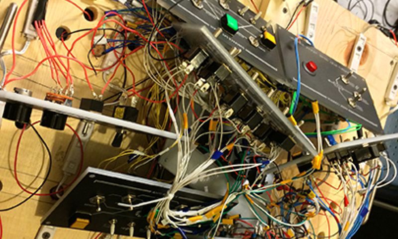 Bedien je pc alsof je in Star Wars of Tron zit met dit controlpanel