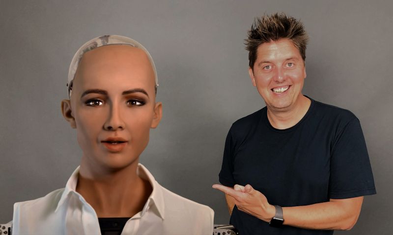Meest mensachtige robot ter wereld Sophia bezoekt Nederland