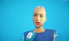 Thumbnail for article: Kleine versie robot Sophia in 2019 op de markt