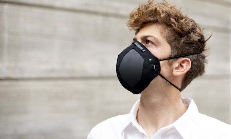 Slim mondkapje steriliseert zichzelf via USB