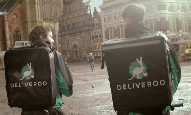 Deliveroo vervangt alle koeriers in loondienst door zzp'ers