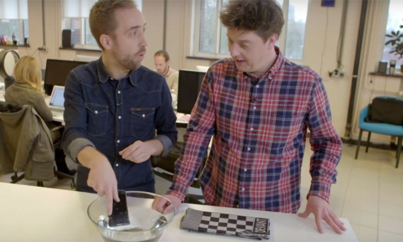 Kijk Bright TV terug: waterdichte smartphones en VR-brillen
