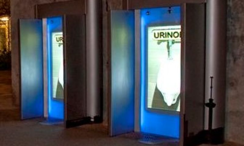 Rotterdam krijgt digitale urinoirs