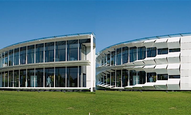 Deze gebouwgevel beweegt vanzelf met de zon mee