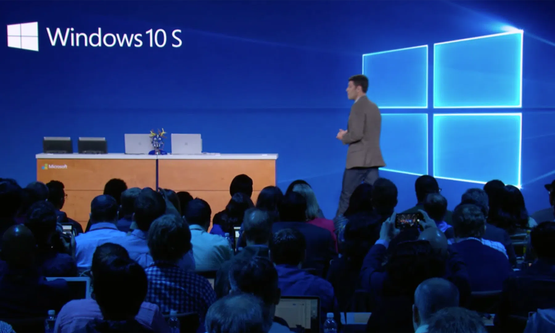Microsoft schendt privacywet met Windows 10