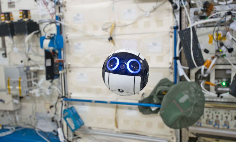 Deze schattige cameradrone helpt astronauten ISS