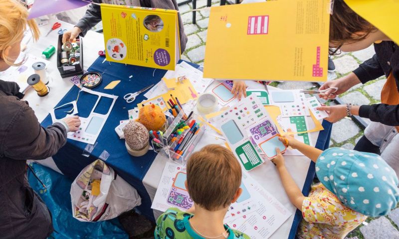 Dit kinderboek over computers laat kids knutselen