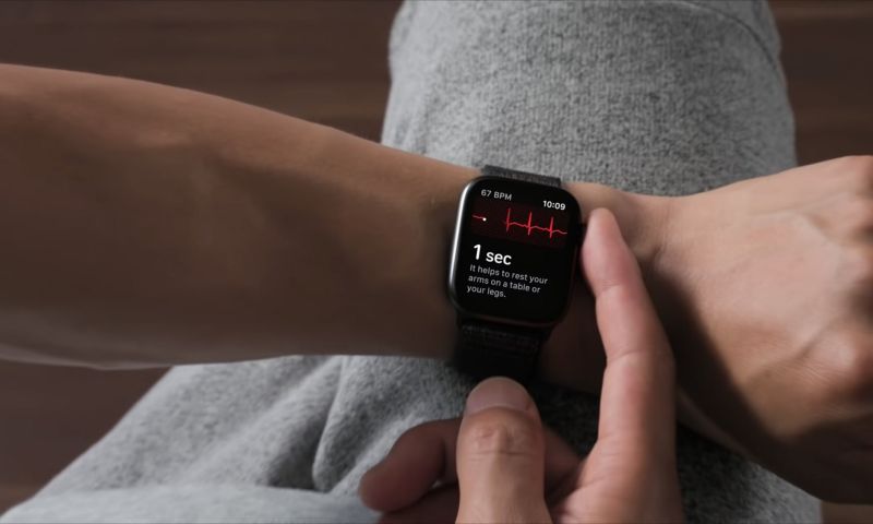 Apple start studie voorspelling hartstoornis met Apple Watch
