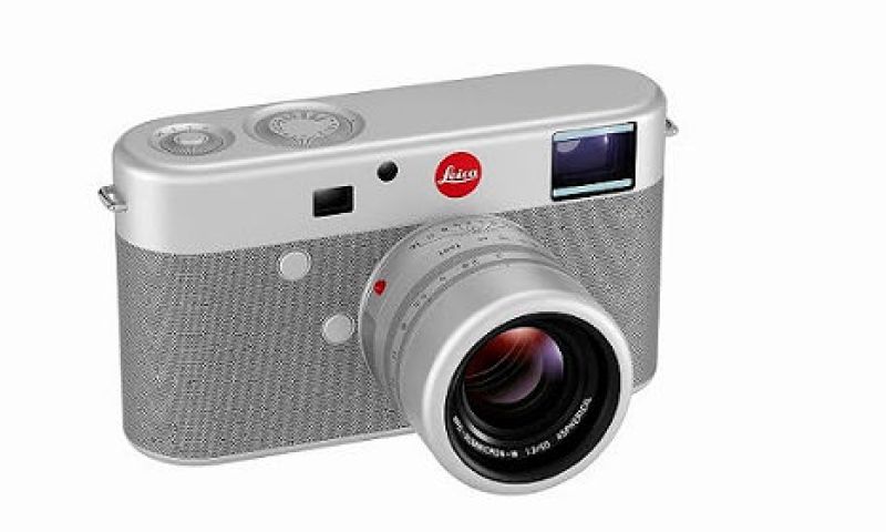 Jony Ive ontwerpt speciale Leica voor het goede doel