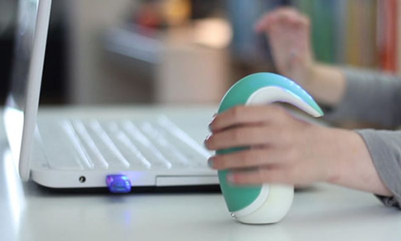 Handen vasthouden tijdens het skypen