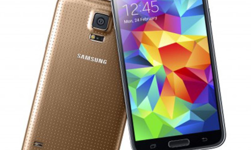 Galaxy S5: vingerscanner en waterdicht, maar niet 'premium'