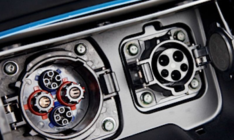 Bij de snellaadpaal ben je in 20 minuten klaar