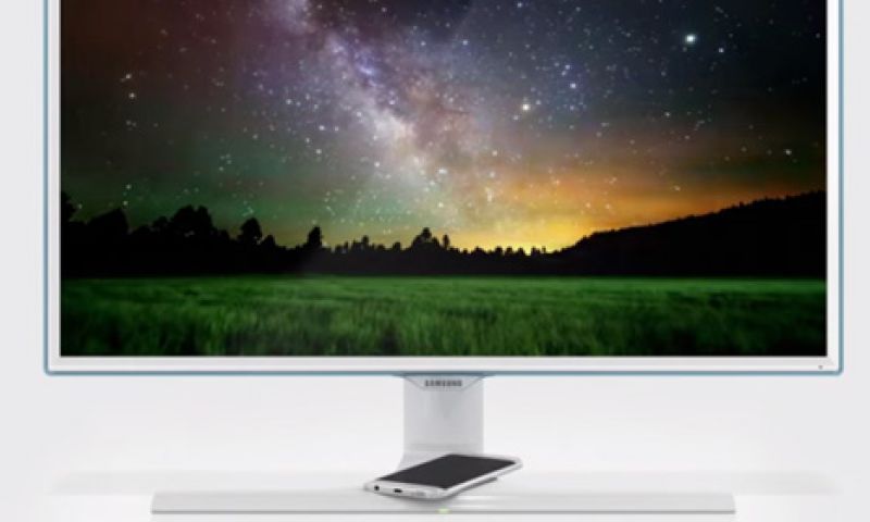 Nieuwe Samsung-monitor laadt je telefoon draadloos op