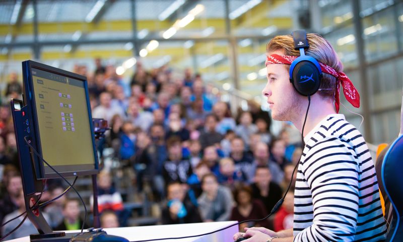 youtube impact nederland youtubers banen baan economie