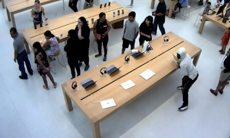 Apple Stores vaker slachtoffer van 'grab-and-run'-diefstal