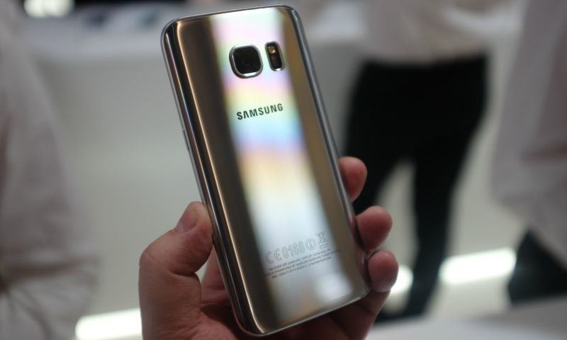 samsung galaxy s7 meltdown spectre kwetsbaarheid hackers onveilig