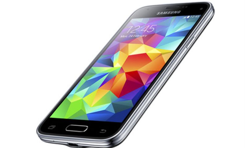 Mini-versie Galaxy S5 verschenen: iets mindere specs