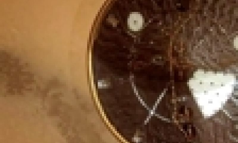 Landing Curiosity in HD 