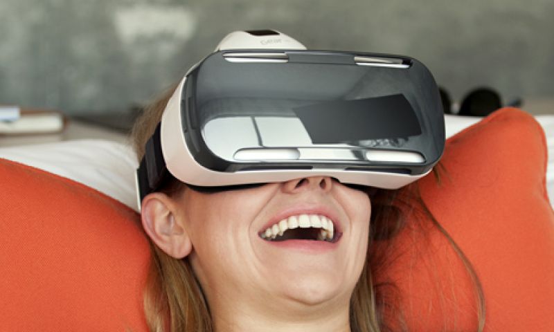 Samsungs virtual reality-bril nog dit jaar te koop