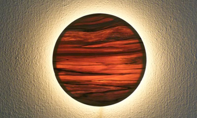 Lichtpunt door rot hout