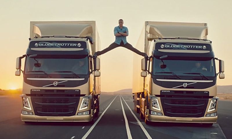 JCVD's epic split