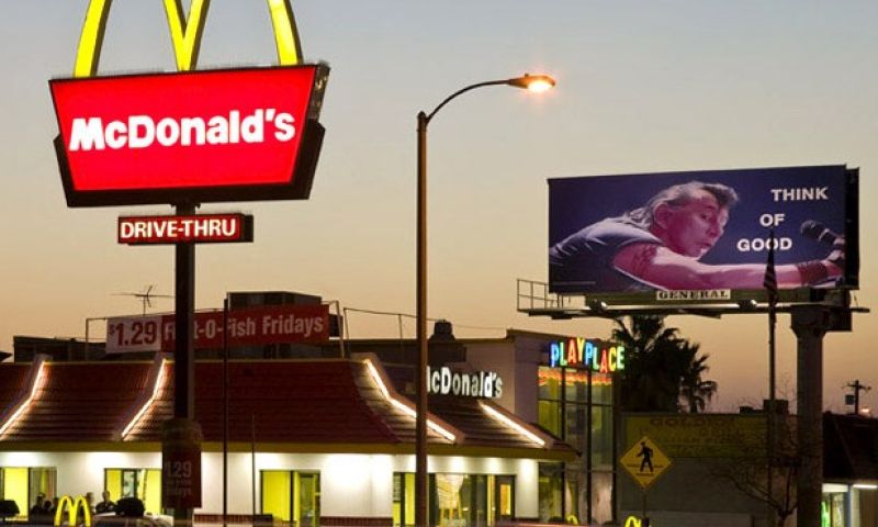 Kunst op reclamebillboards