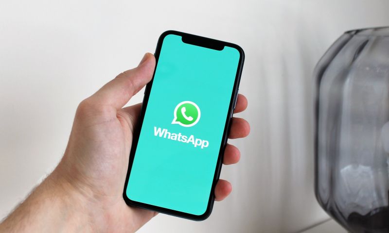 WhatsApp stelt aanpassing voorwaarden uit na ophef