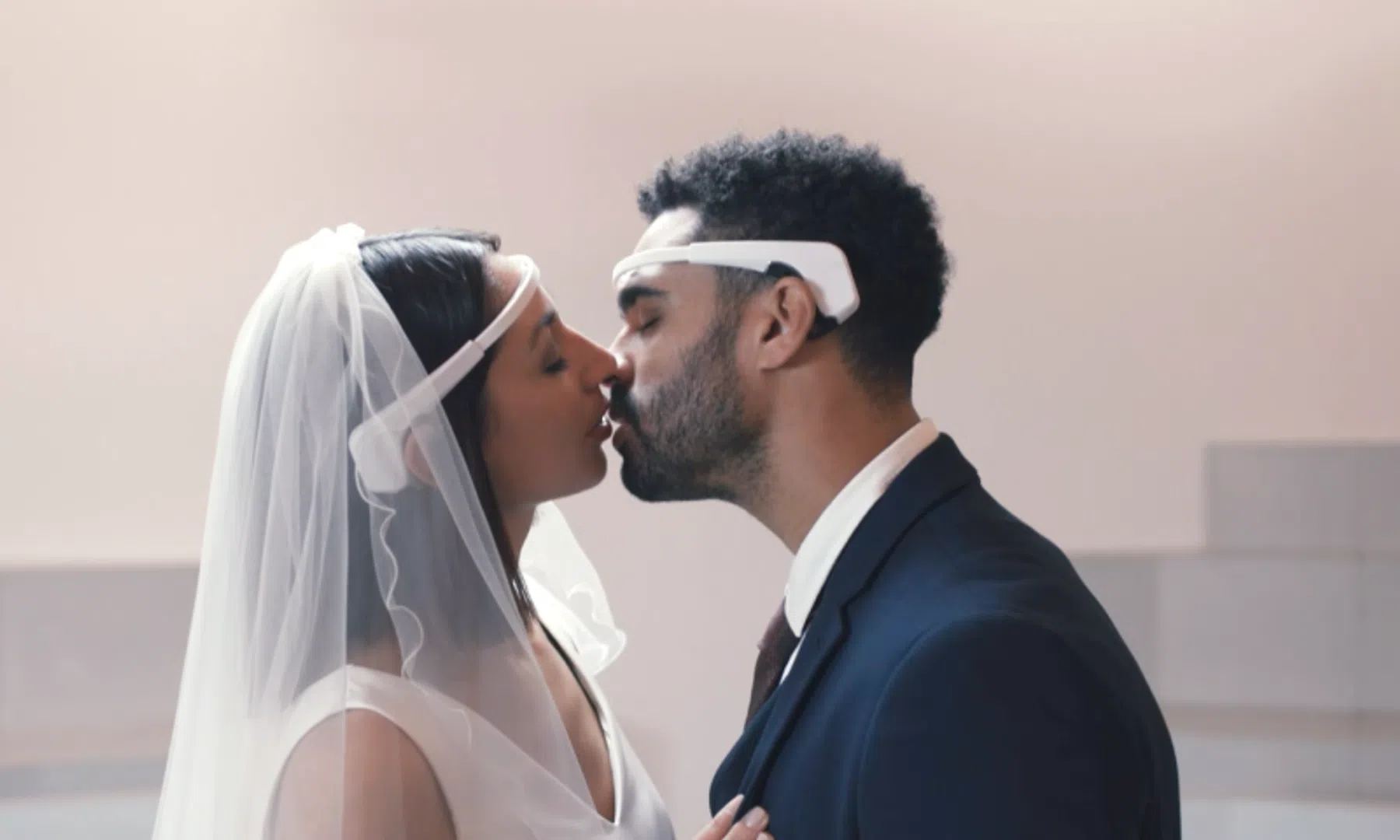 wearables robot mens machine baltan eindhoven ddw 