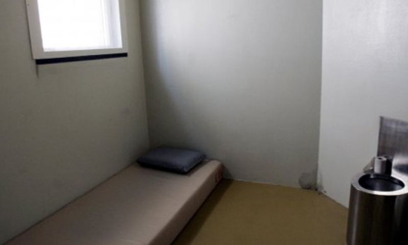 Geen 'celfies' meer: Twitter-account Amsterdamse gevangene geschrapt