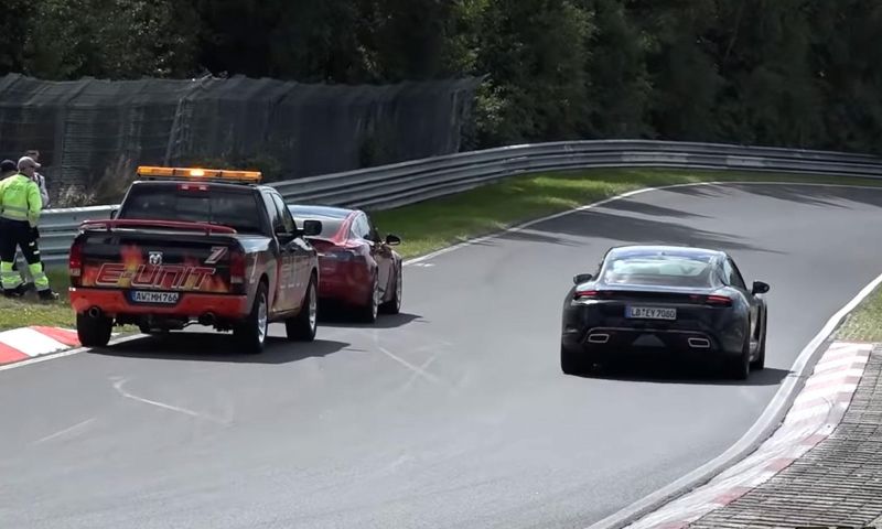 Tesla vs Porsche: Ronde 1