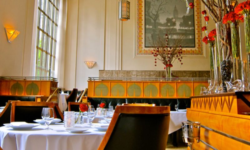 Dit restaurant googelt je naam en maakt je etentje persoonlijk