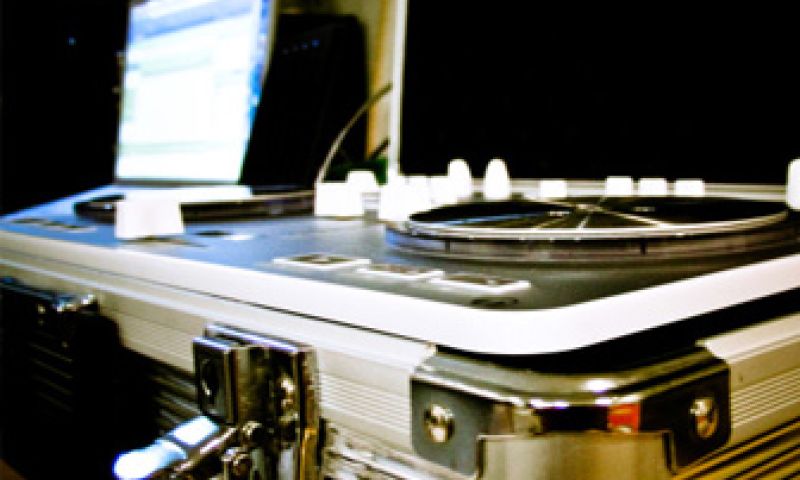 DJ'en vanaf de dansvloer