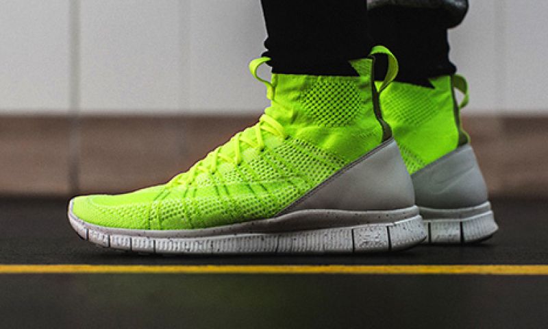 Limited edition voetbal-hardloop-Nikes gewild op eBay