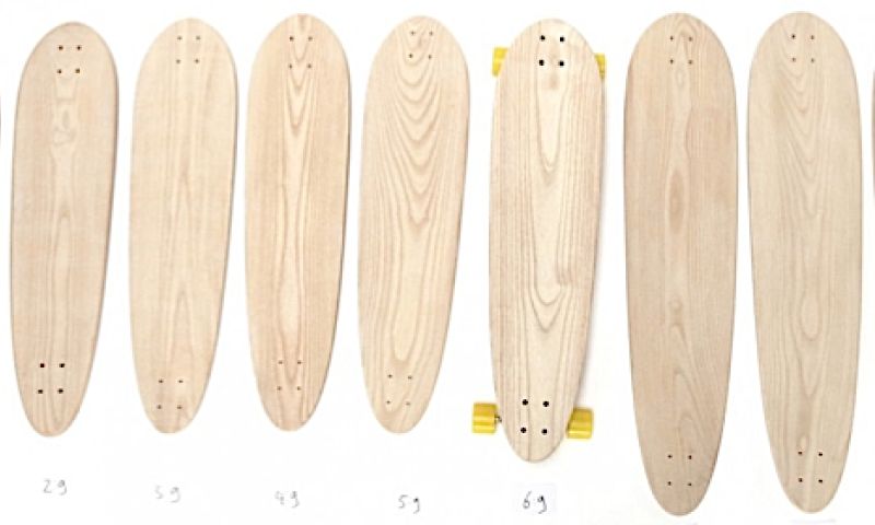 Longboards met stamboom en smartphonelader