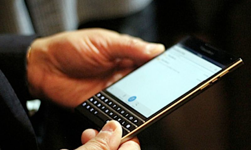 Vierkante BlackBerry met bijzonder toetsenbord gelekt
