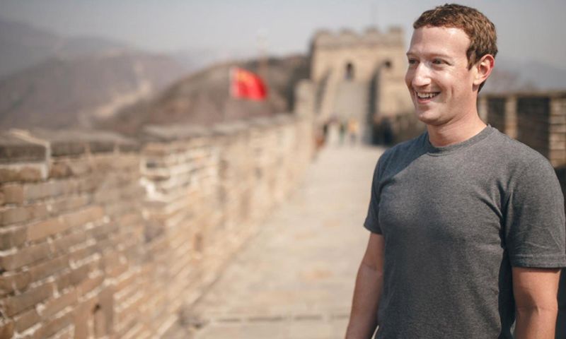 Zuckerberg bouwt een muur op Hawaii en zijn buren balen
