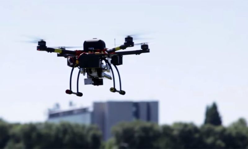 Nederlandse overheid werkt aan drones die terreurdrones neerhalen