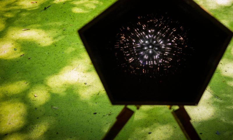 microbe energie licht bacterie batterij accu teresa van dongen oerol atelierNL