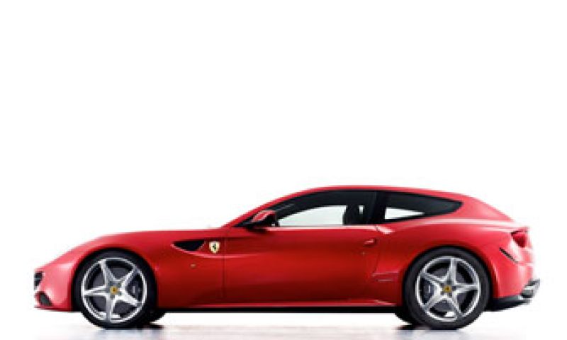 Ferrari verrast met FF shooting brake