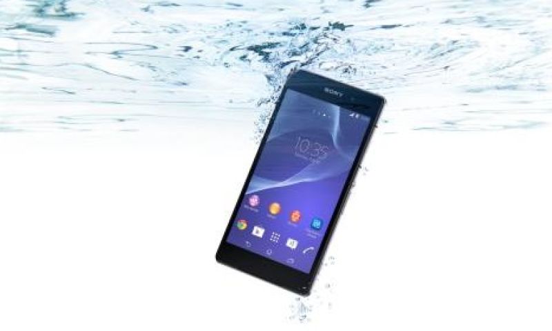 Xperia Z2 mengt zich in de strijd met Galaxy S5 en One M8