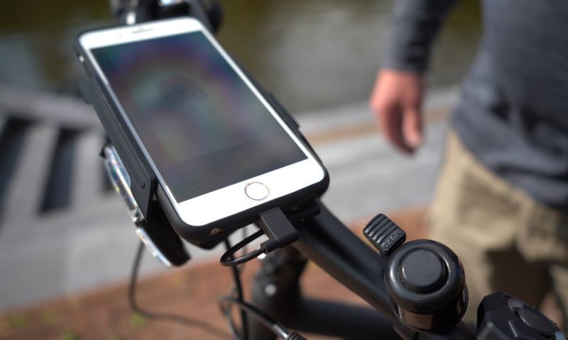 Test: telefoon op fiets gebruiken met Cobi Bike