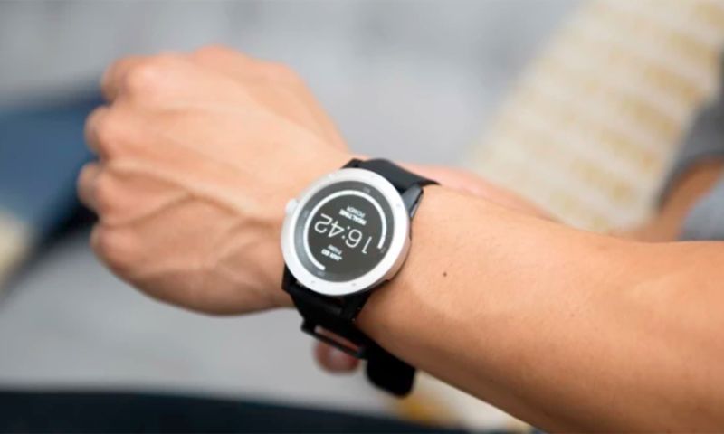Deze smartwatch laadt zich op met je lichaamswarmte