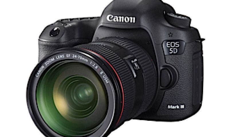 Canon introduceert de EOS 5D Mark III