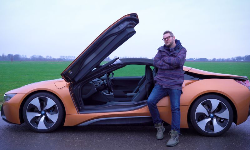 Deze BMW i8 Roadster lijkt afkomstig uit de toekomst