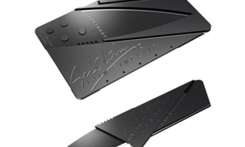 Zakmes vermomd als bankpas